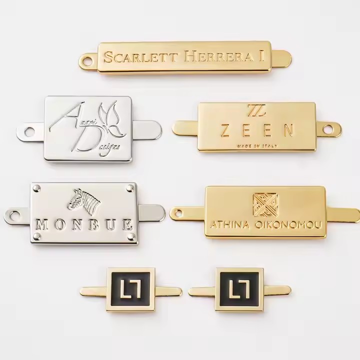 Custom Metal Tag for Bag Accessories with Embossed Logo