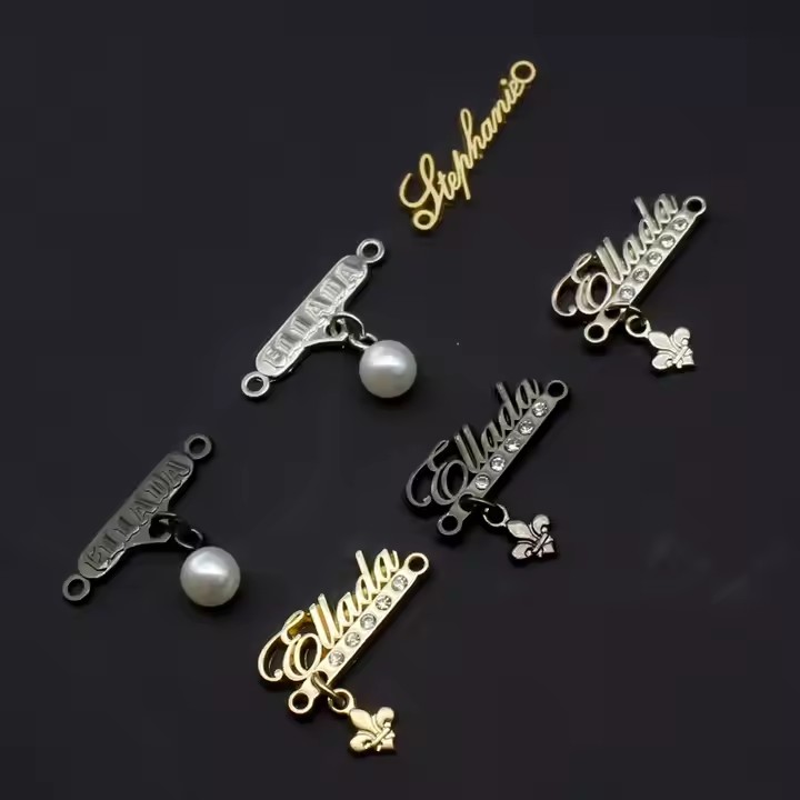New design custom engraved metal label for fashion apparel