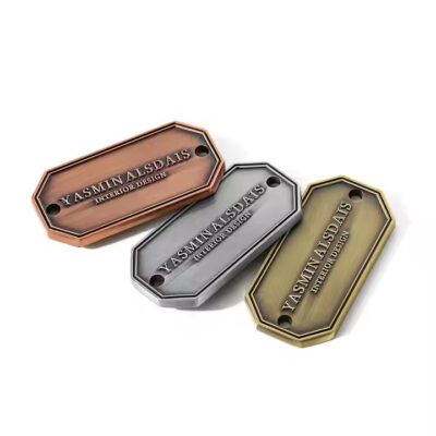 Custom Zinc Alloy Die-Cast Metal Tag for Brand Labeling