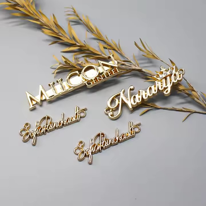 New design custom premium metal label for garments and branding